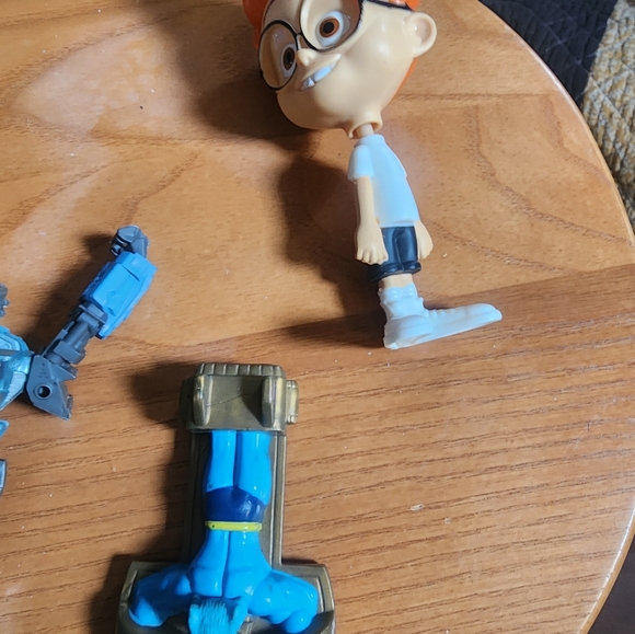 Random Figures - Picture 5 of 7